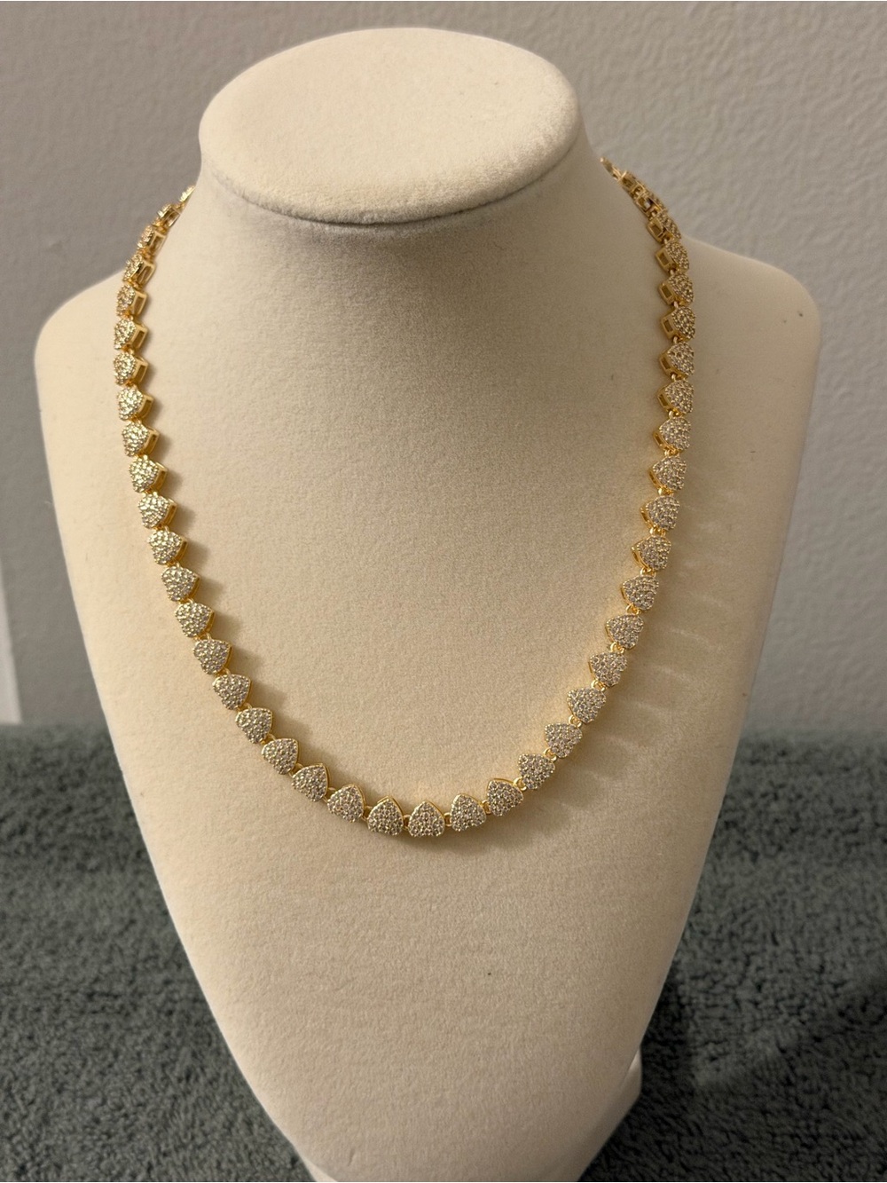 Nox jewel heart necklace 16in